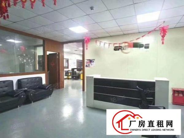  大岭山镇新空出工业园楼上880平带精装修厂房，交通便利