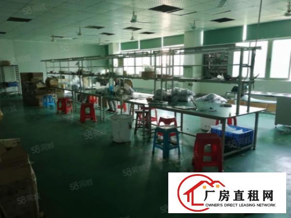  大岭山镇工业园出租有现成的前台办公室550平厂房有装修