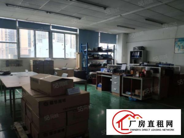  大岭山镇工业园出租楼上600平厂房有办公室精装修可分租