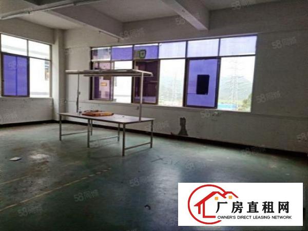  大岭山工业园内380平方装修厂房出租