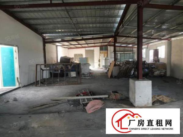  大岭山杨屋工业园内出租楼上700方钢构厂房，隔离有办公室