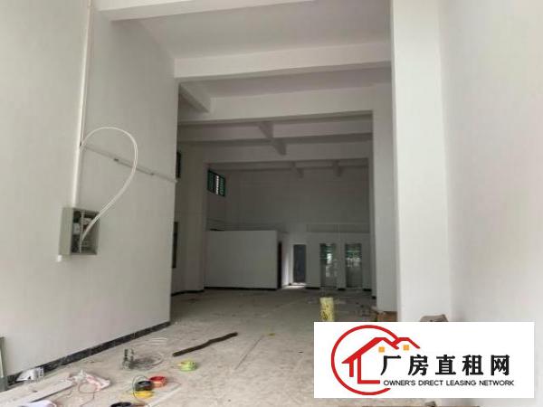  全新厂房带电梯可分租附近有停车场