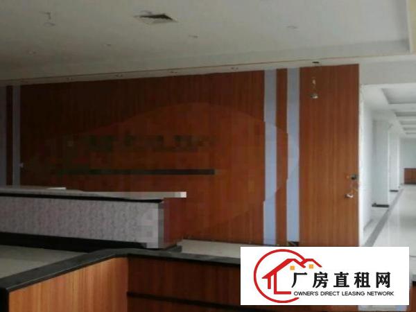  松山湖附近现成装修厂房3880平方米出租