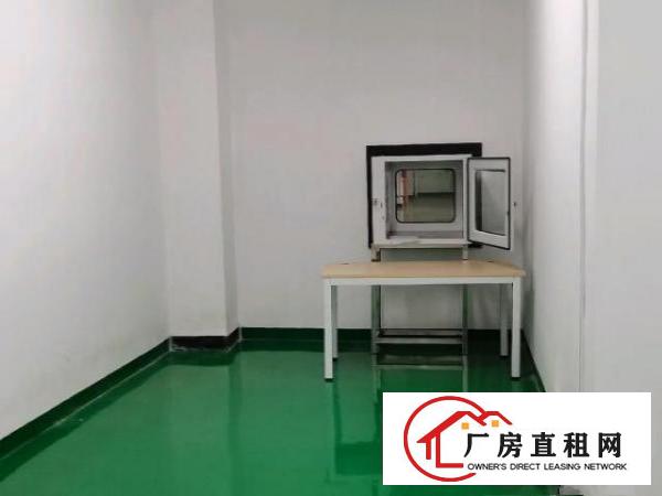  楼上精装修1800平，现成地坪漆
