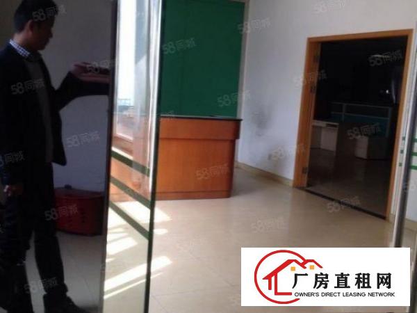  大朗新马莲新出一楼800平米带牛角厂房出租