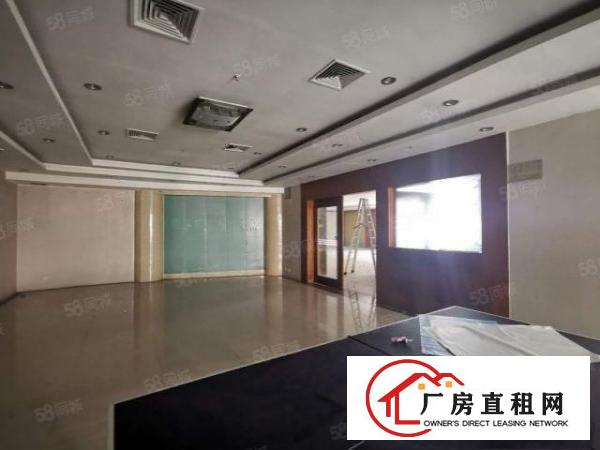  大井头工业区新出原房东楼上2000平精装修厂房，三吨货梯