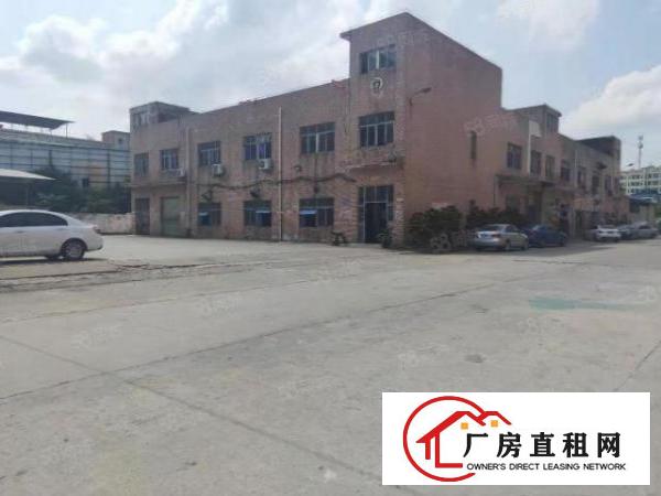  洋坑塘工业区原房东独院小两层厂房出租，每层880平，可分租。