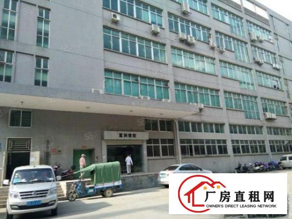  大朗洋坑塘新出楼上870平米带装修厂房出租