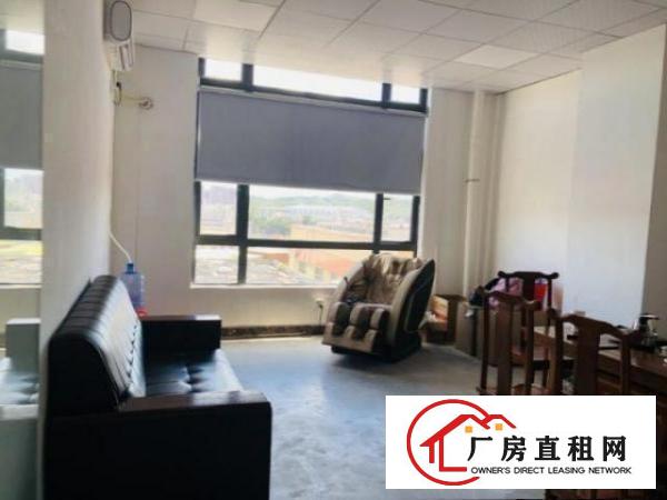  现成装修！人流量多！交通方便