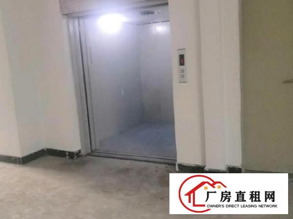  黄江全新厂房300平方出租，三楼