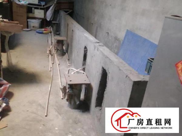  因转行！转租厂房和机器设备！有定单接手可以经营挣钱！