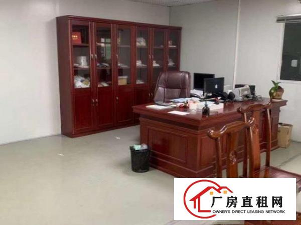  出租黄江北岸社区800平厂房带办公，现成地坪漆，价格实惠，
