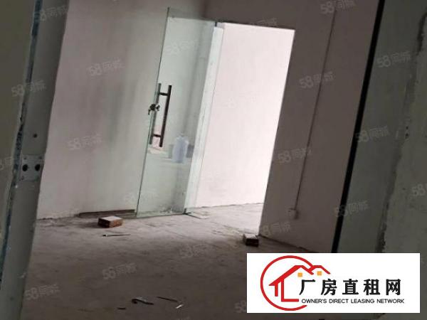  黄江北岸原房东分租楼上310平方带办公室装修，水电齐全