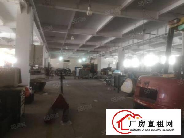  750平方标准一楼招租位于公常路边形象好黄江镇厂房
