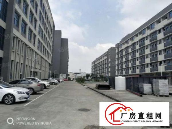  黄江镇星光村带红本工业园带豪华装修3楼分租1000平米招租