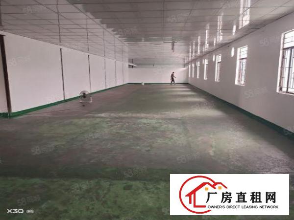  黄江镇北岸村工业园新出三楼1030平方，已刷好地坪漆和吊顶，