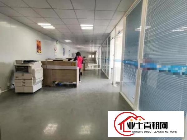  类型：独院厂房，面积：4500平方米，位置：塘厦莆心湖