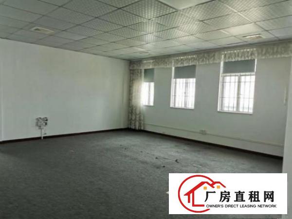  石马楼上480平，水电齐全，现成办公装修。
