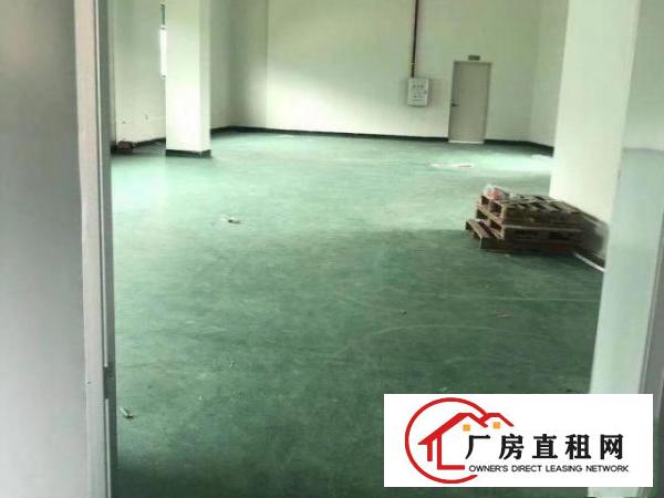 石马楼上480平，水电齐全，现成办公装修。