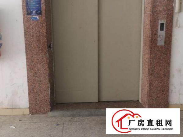  厂房招租，带有货梯，可直接带设备进厂开工