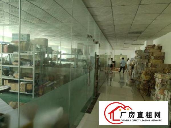 林村高速出口1公里，招工方便，园区生活设施完善
