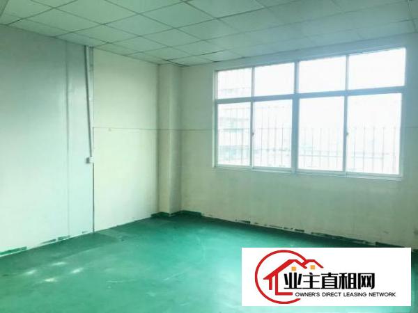  原房东实际面积出租，现成水电办公室