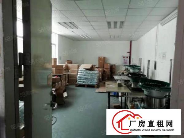  塘厦桥陇新出标厂2楼2500平，现成精装修，带办公室，配置齐