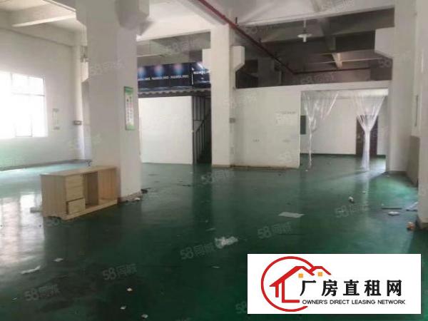  原房东标准1楼800平方!现成地坪漆办公室装修，周边空地大
