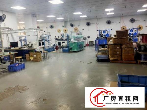  塘厦新出标准厂房一楼860平方，精装修办公室水电齐全价钱便宜