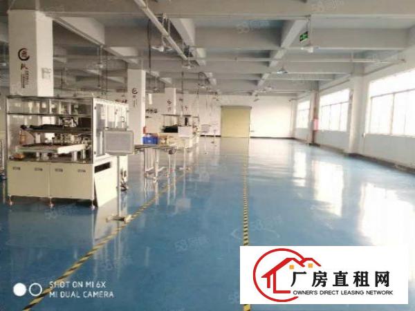  塘厦沙湖刚空出花园式厂房1000平方，现成装修可做电商