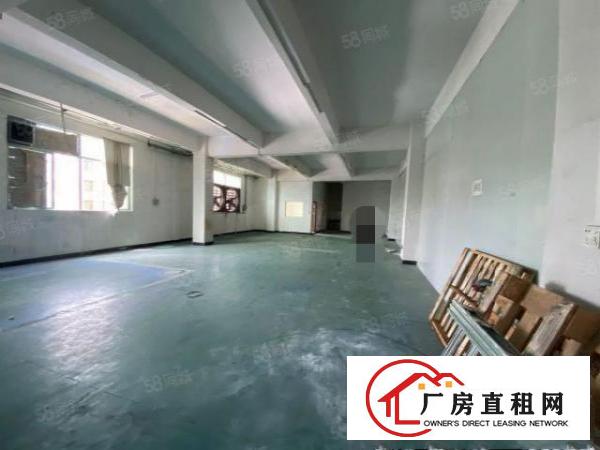  塘厦林村5楼360平厂房出租!带地坪漆，办公室，电梯。