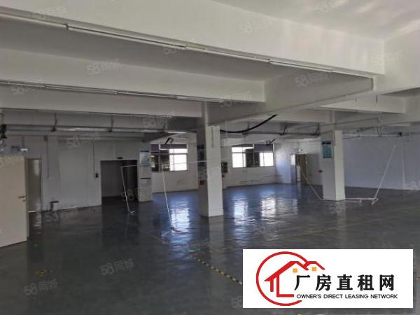  石潭布工业区新出楼上厂房整层1200平，公摊小租金