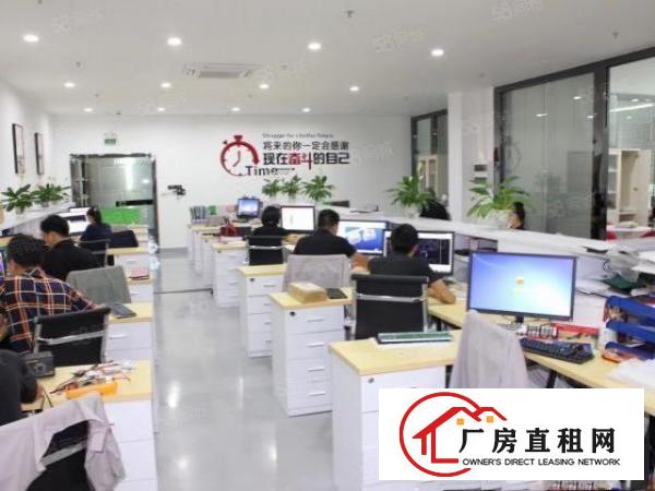  塘厦科苑城楼上2500平出租，车间带有现成前台办公室等装修