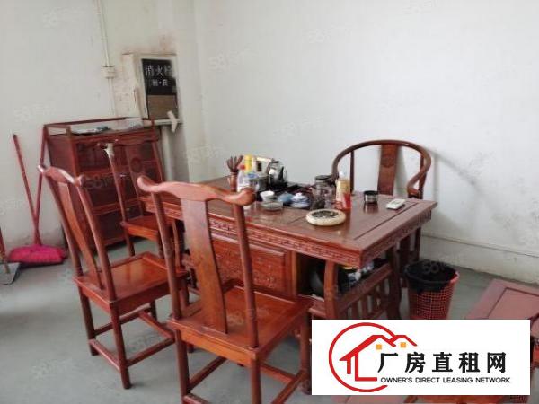  塘厦科苑城一楼1000平，车间带有现成精装修，带有现成行车