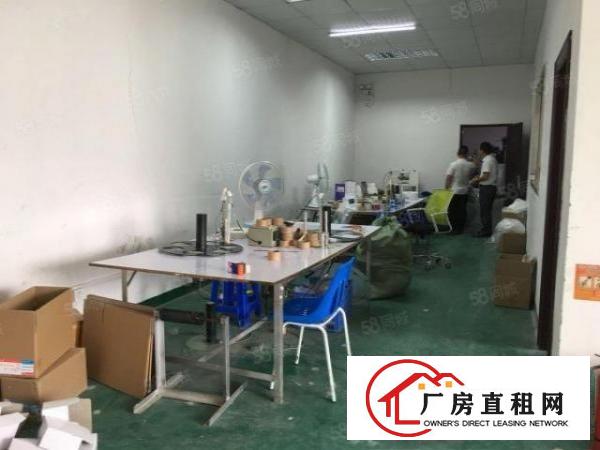 塘厦科苑城楼上400平方，打包六千元，现成装修，随时空出