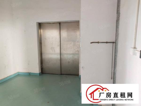  塘厦林村现有二楼860平厂房出租，无公摊，现成装修原房东