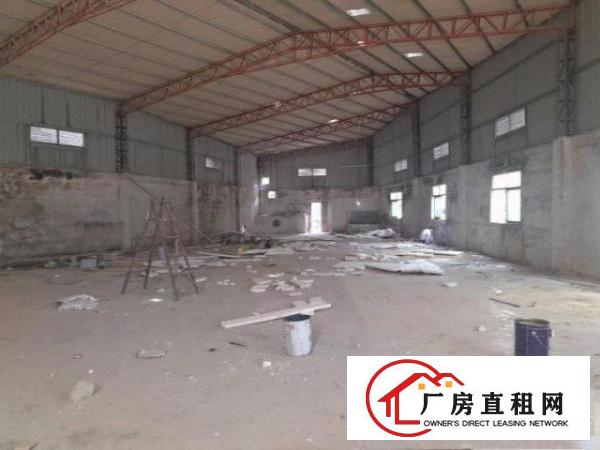  凤岗镇中心。。独院。独院。1000平方米。钢构厂房。招租