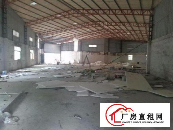  凤岗镇中心。。独院。独院。1000平方米。钢构厂房。招租