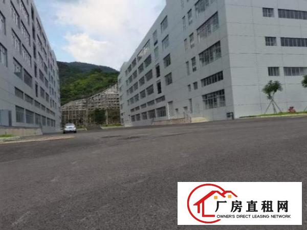  大型工业园厂房3栋宿舍1栋共12万㎡