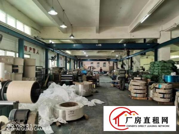  金凤凰原房东带行车一楼1200平