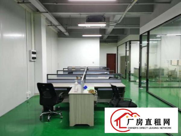  凤岗五联楼精装修厂房出租2500平电子电商手袋皮具加工