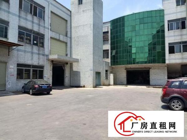  价格便宜凤岗五联近体育馆楼上800平米水电齐全有办公室