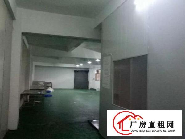  凤岗镇主道边二楼厂房刚空出500平方