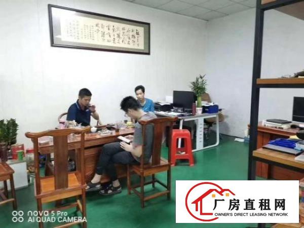  凤岗官井头一楼550平注塑模具带行车精装修办公室厂房出租
