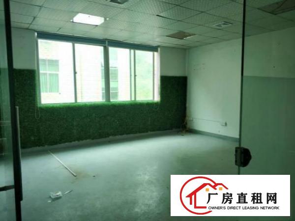  凤岗黄洞东深二路旁原房东厂房招租二楼1200平米带有货梯