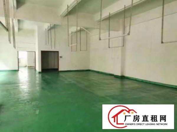  凤岗五金城后面二楼厂房出租650平有办公室水电齐全