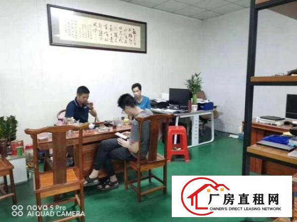  凤岗官井头客户转租一楼现成注塑厂房550平无转让费带装修