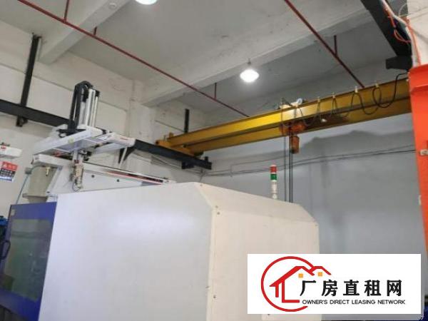  电费便宜现成航车凤岗官井头一楼厂房出租580平
