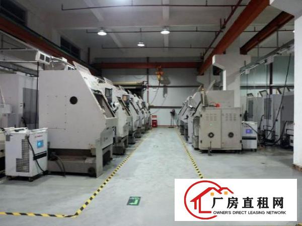  出租凤岗金凤凰工业区一楼1200平米楼层高6.5米带大型行车