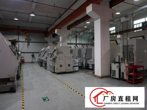  出租凤岗金凤凰工业区一楼1200平米楼层高6.5米带大型行车